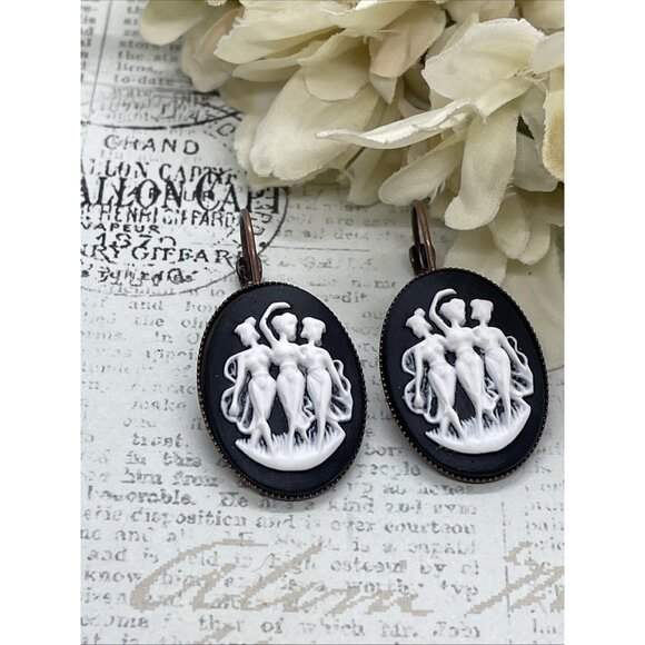 3 Graces Muse Muses Dancer Black White Rose Gold Setting Earrings Cameo Birthday - Picture 1 of 12